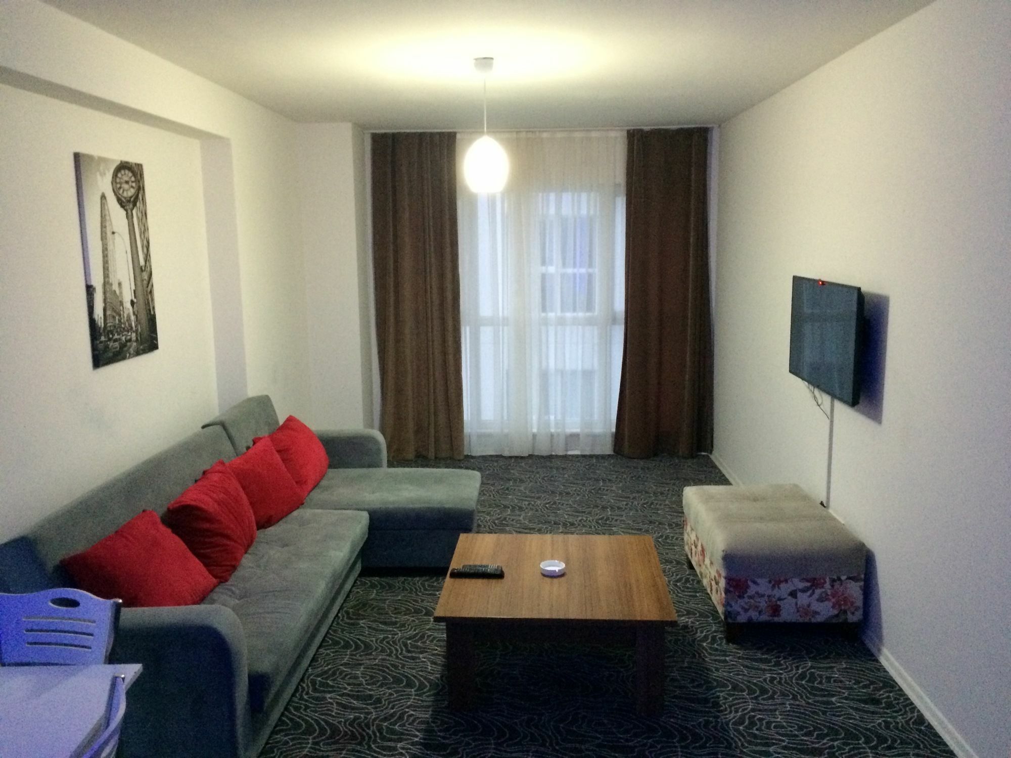 Apartment Red House